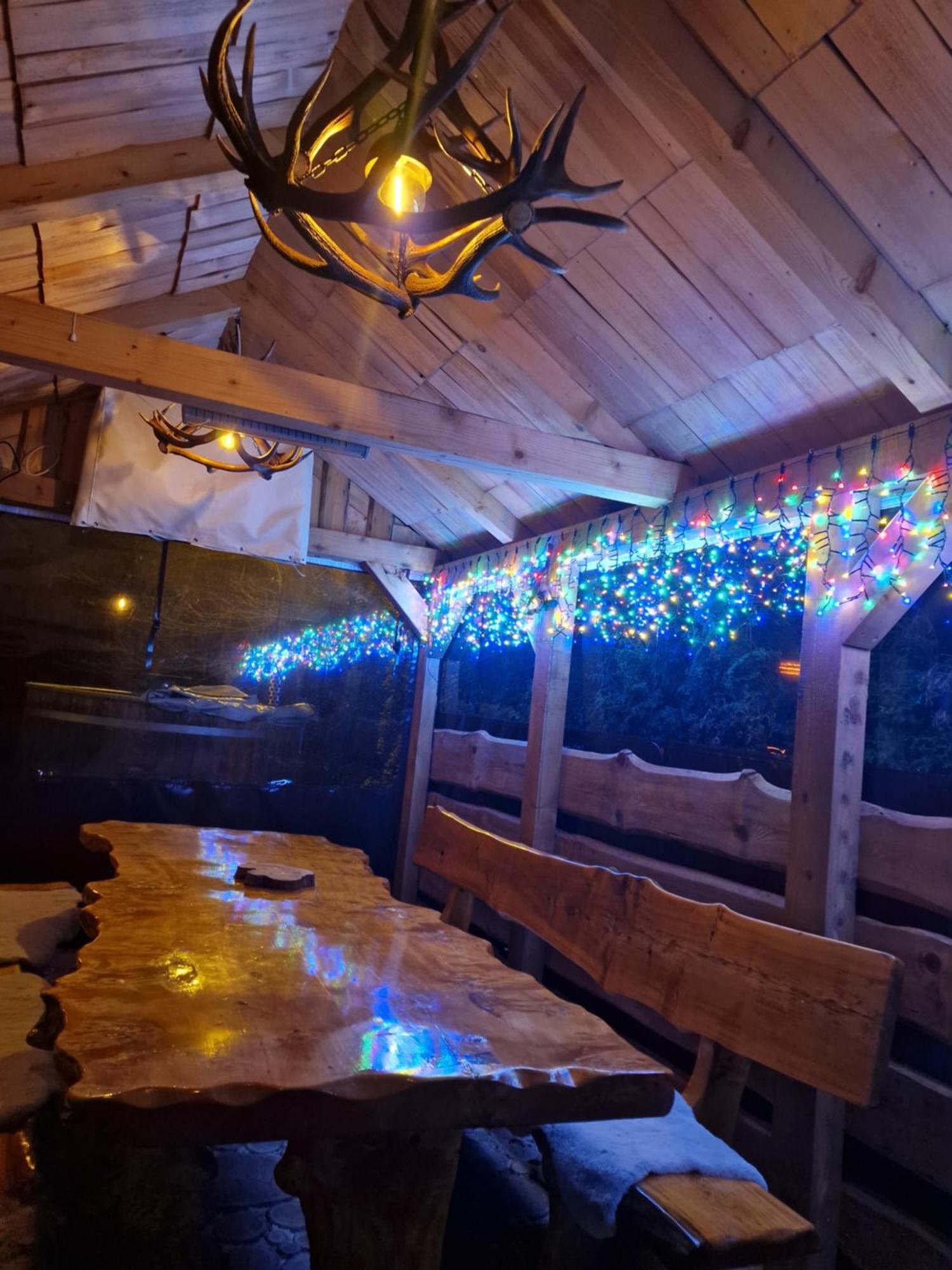 Vodenica Vrelo Chalets Vrelo Korenicko Ruang foto